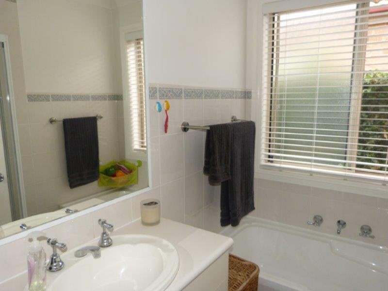 107 Manorhouse Blvd, Quakers Hill NSW 2763