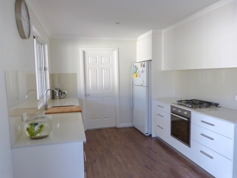 8 Zerafa Place, Quakers Hill NSW 2763