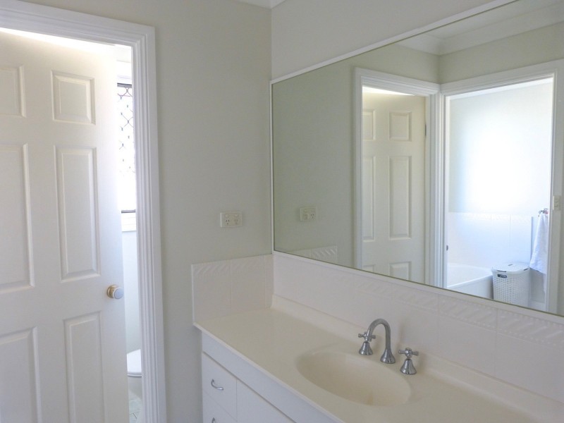 8 Zerafa Place, Quakers Hill NSW 2763