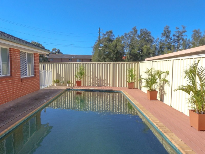 8 Zerafa Place, Quakers Hill NSW 2763