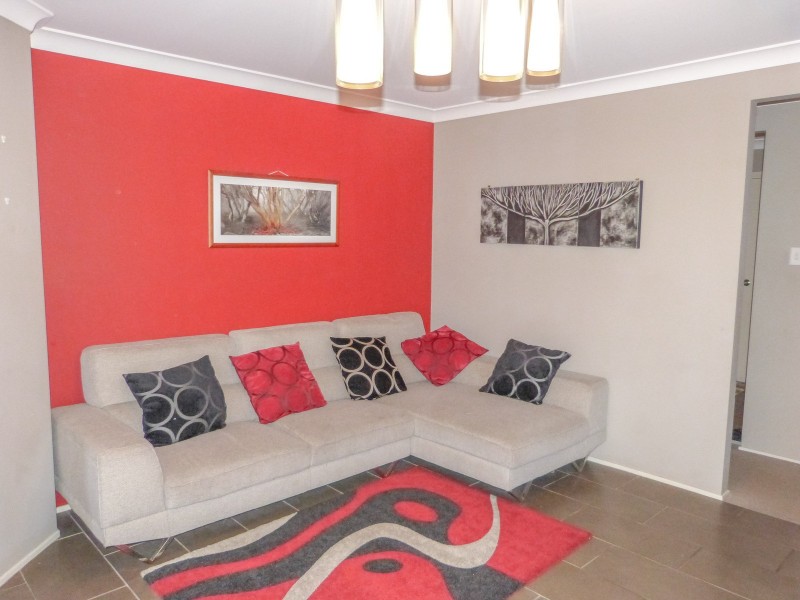 8 Scarlet Street, Quakers Hill NSW 2763