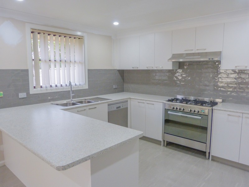 5 Yarraman Place, Quakers Hill NSW 2763