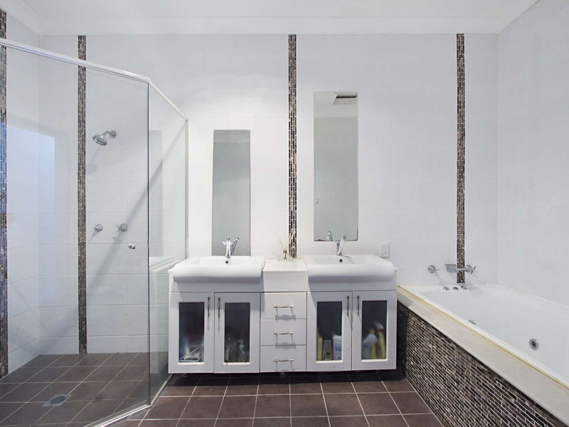 51 Alford Street, Quakers Hill NSW 2763