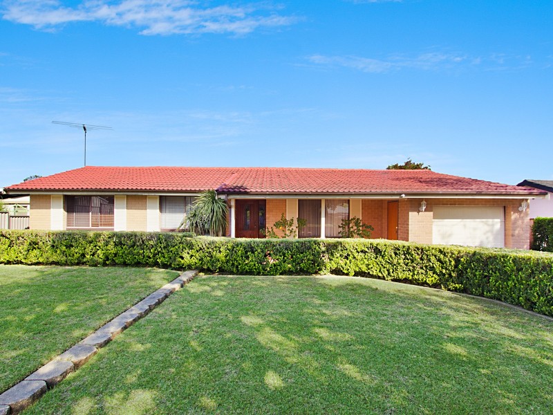 45 Bombala Crescent, Quakers Hill NSW 2763