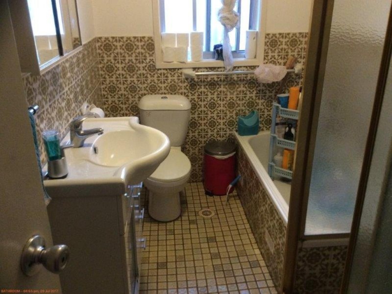 42 Elwood Crescent, Quakers Hill NSW 2763