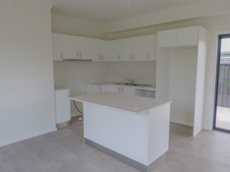 4b Kuala Place, Dean Park NSW 2761