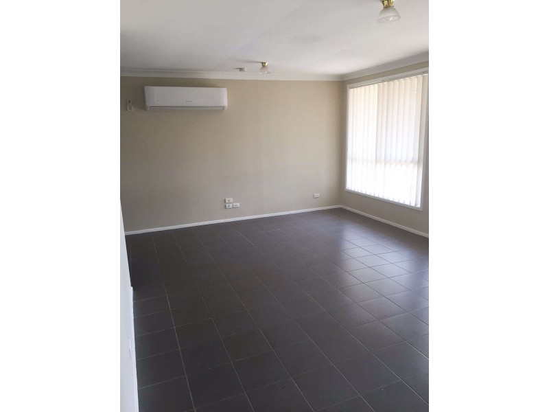 22 Doolan Street, Dean Park NSW 2761