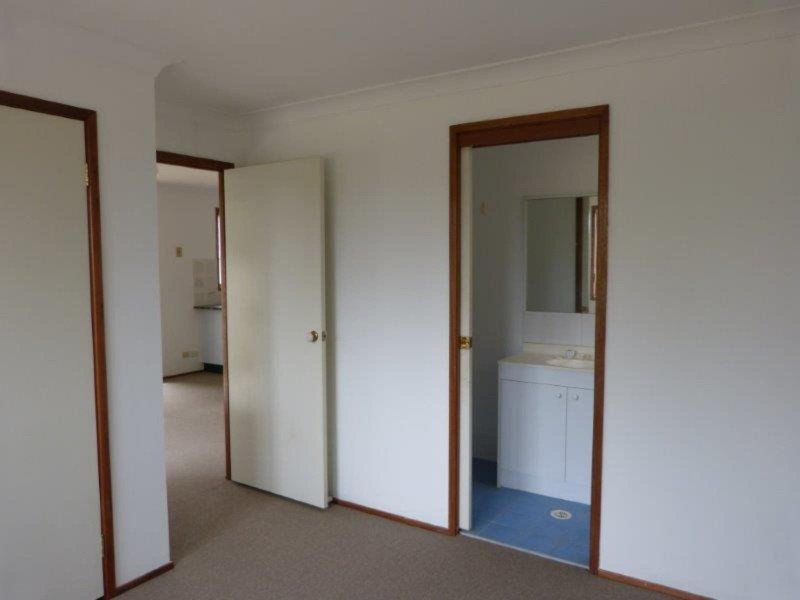 77 Manorhouse Blvd, Quakers Hill NSW 2763