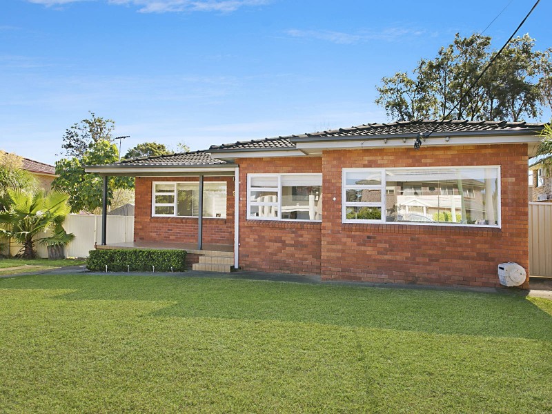 9 Montrose Street, Quakers Hill NSW 2763