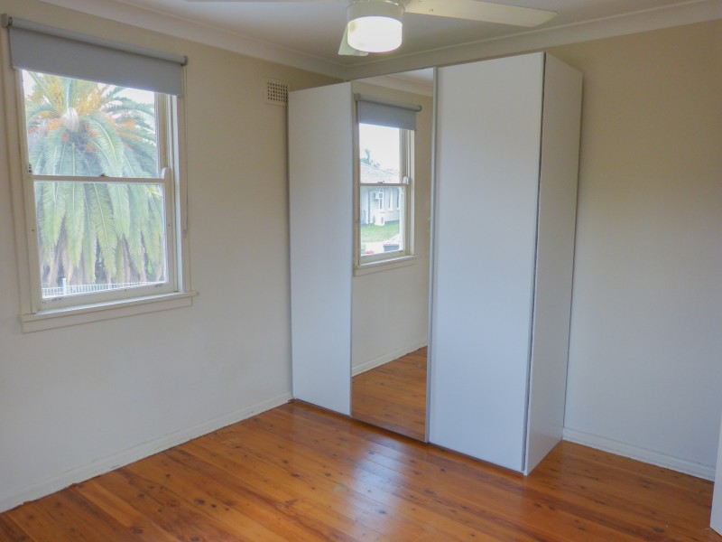 6 Lang Crescent, Blackett NSW 2770