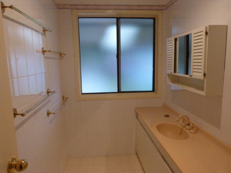 35 Falmouth Road, Quakers Hill NSW 2763