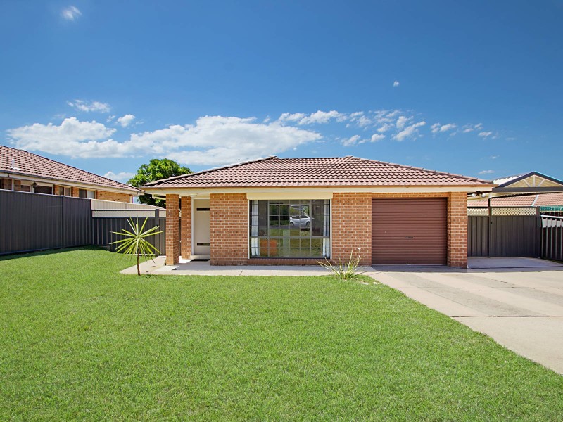 13 Wigmore Grove, Glendenning NSW 2761