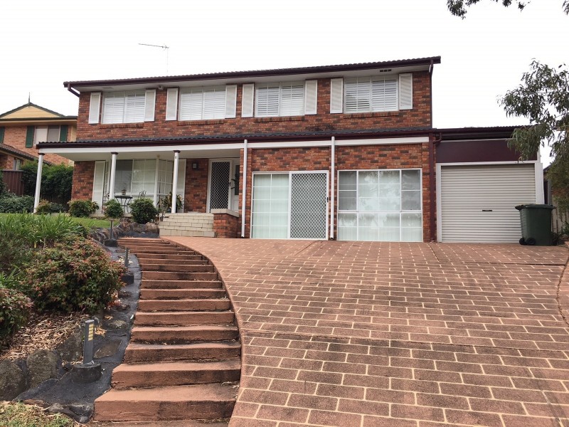 8 Pendley Crescent, Quakers Hill NSW 2763