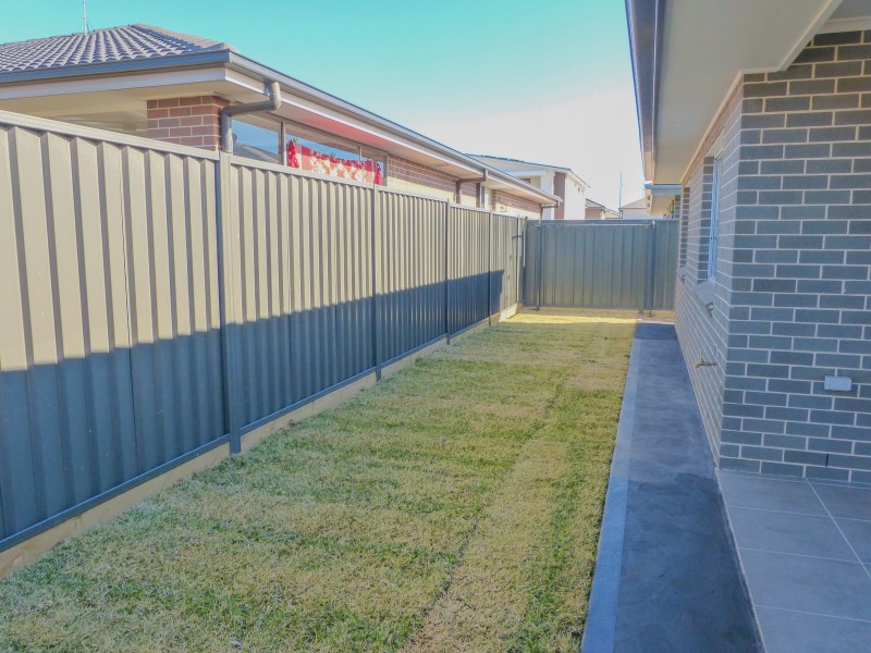 8 Ramage Street, Marsden Park NSW 2765