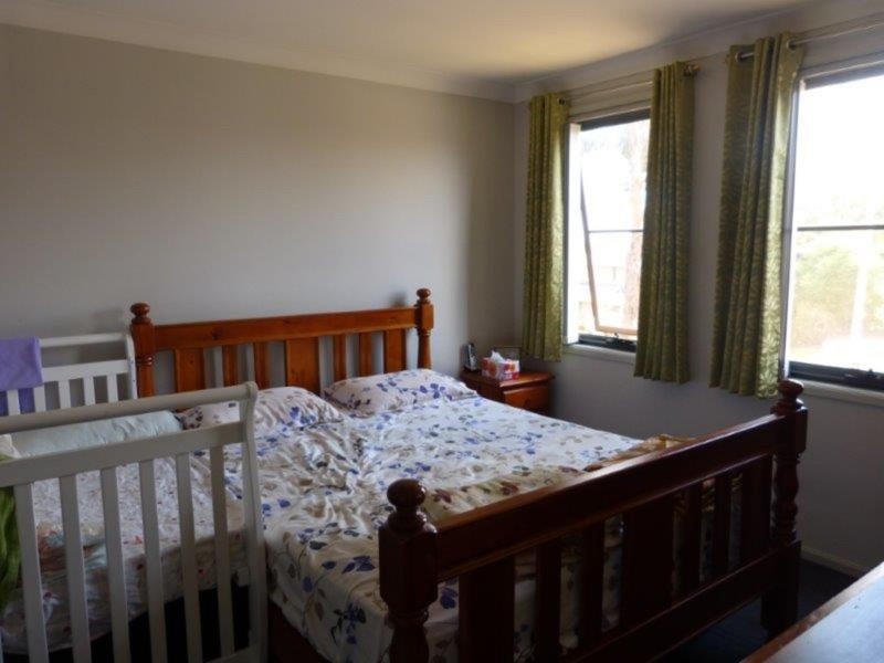 35a  Hillcrest Road, Quakers Hill NSW 2763