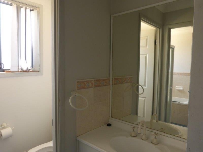 35a  Hillcrest Road, Quakers Hill NSW 2763