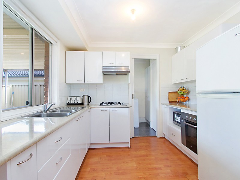 7 Goddard Crescent, Quakers Hill NSW 2763