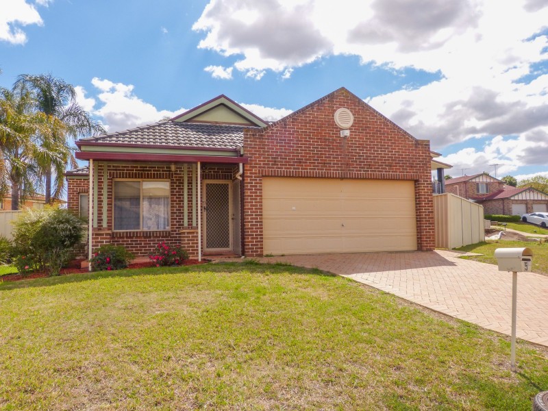 5 Refalo Place, Quakers Hill NSW 2763
