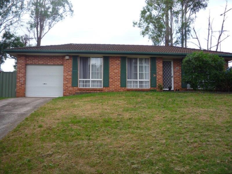 8 Tully Place, Quakers Hill NSW 2763