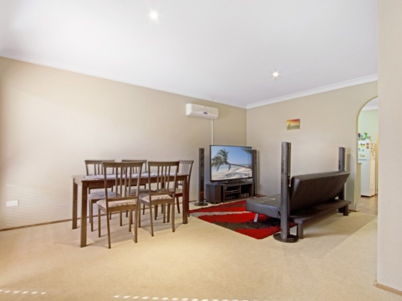 16/4 Highfield Avenue, Quakers Hill NSW 2763