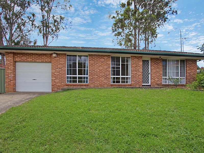 8 Tully Place, Quakers Hill NSW 2763