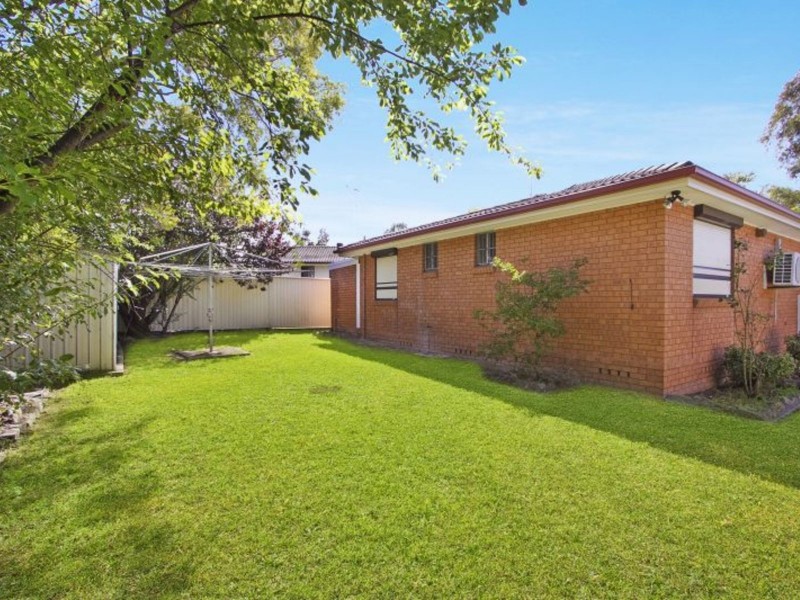 77  Falmouth Road, Quakers Hill NSW 2763