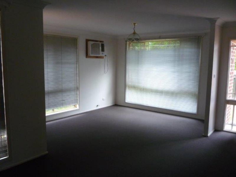 51 Manorhouse Blvd, Quakers Hill NSW 2763