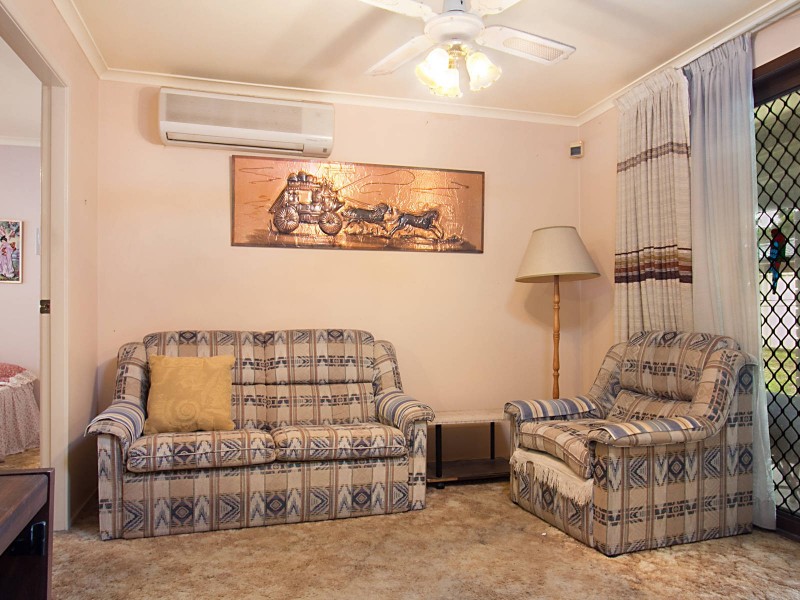 18 Cowper Circle, Quakers Hill NSW 2763