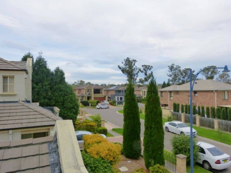 31 Bonaccordo Road, Quakers Hill NSW 2763