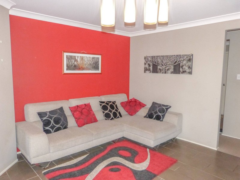 8 Scarlet Street, Quakers Hill NSW 2763