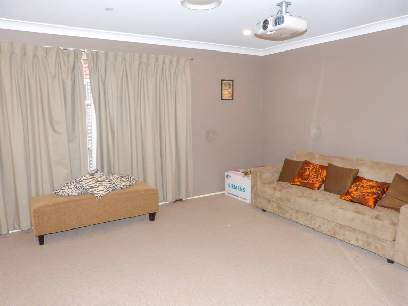 8 Scarlet Street, Quakers Hill NSW 2763