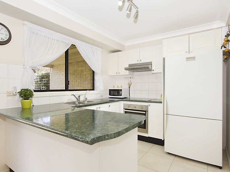 15a Fenech Place, Quakers Hill NSW 2763