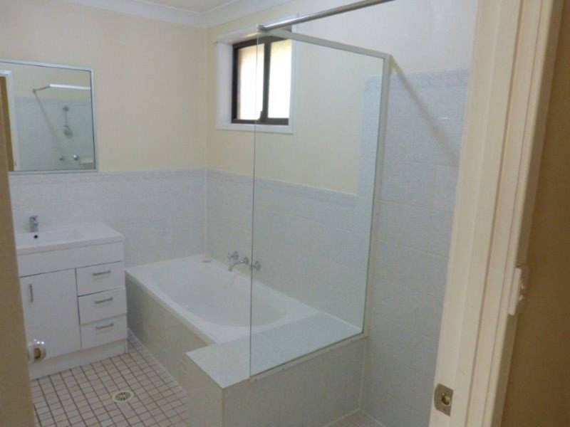 25 Woldhuis Street, Quakers Hill NSW 2763