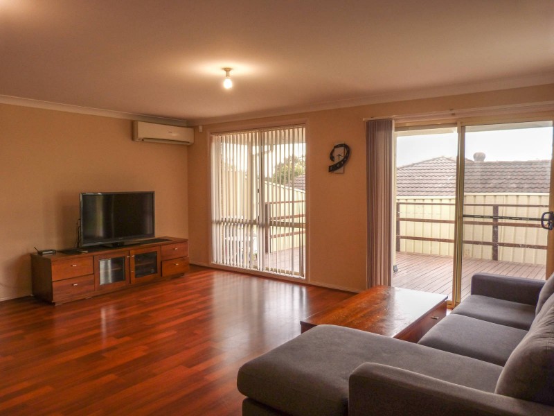 2/24 Spica Place, Quakers Hill NSW 2763