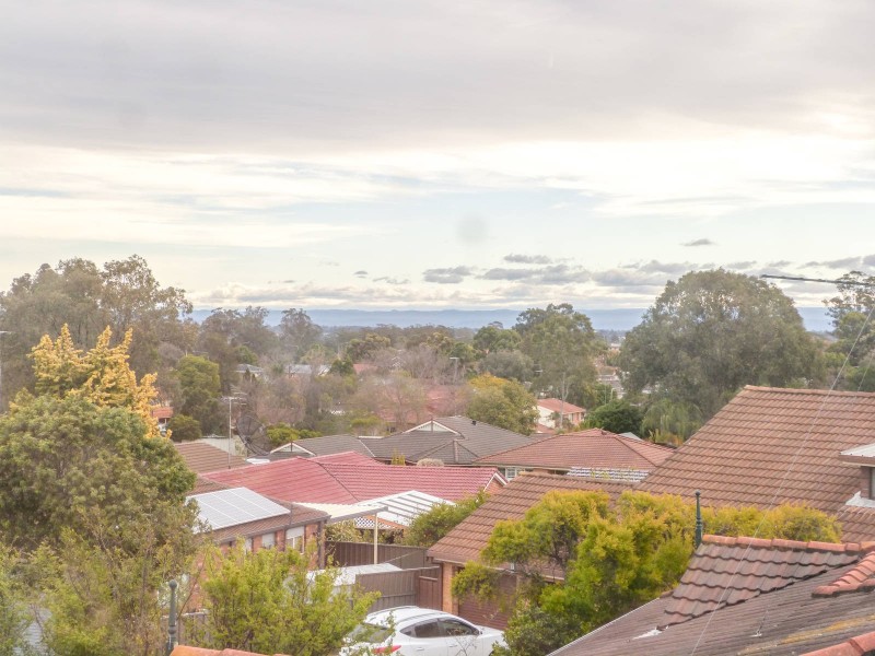 2/24 Spica Place, Quakers Hill NSW 2763