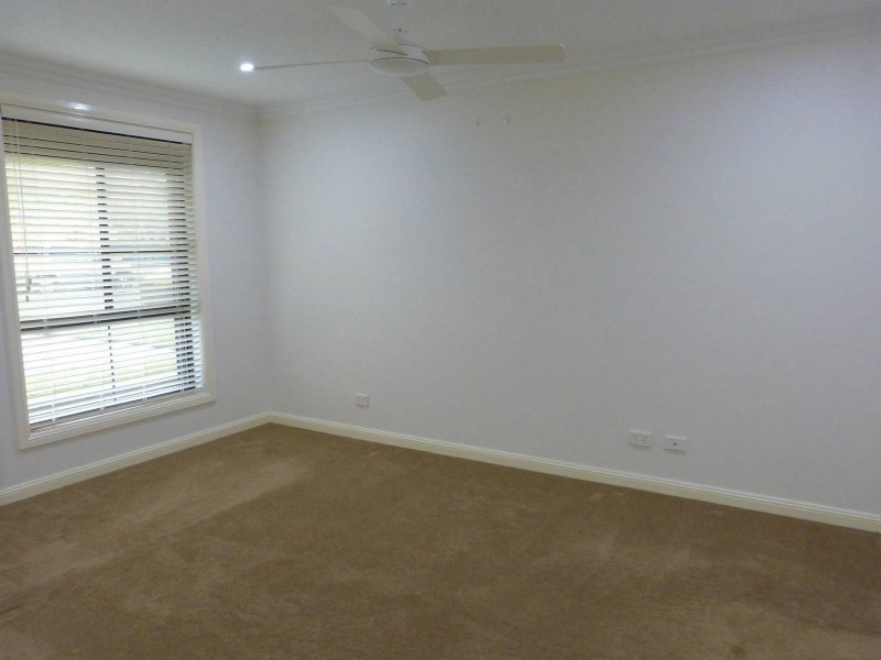 14 Tanzanite Street, Quakers Hill NSW 2763