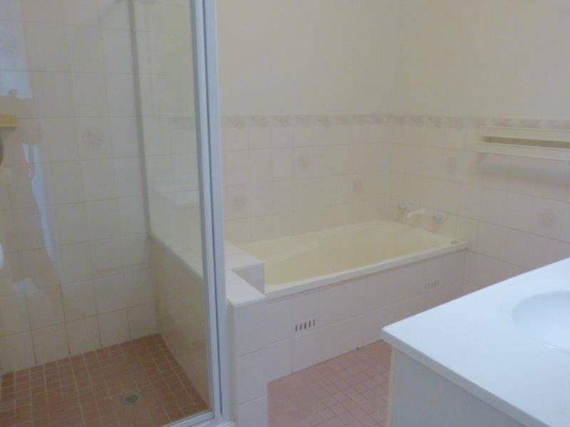 2/6 Windarra Place, Castle Hill NSW 2154