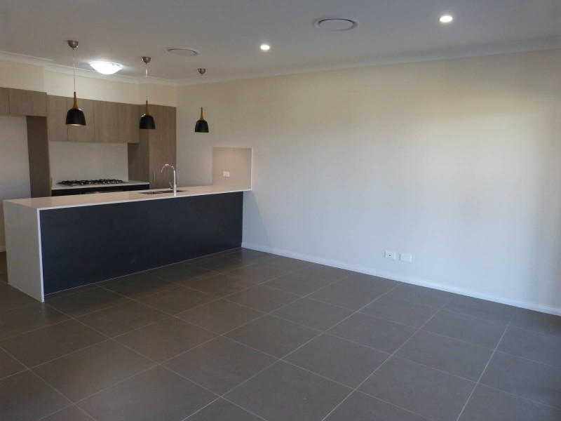 92 Sundowner Parkway, Box Hill NSW 2765