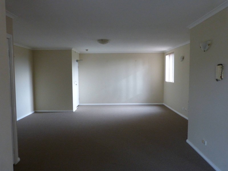 26/25-27 Fourth Avenue, Blacktown NSW 2148