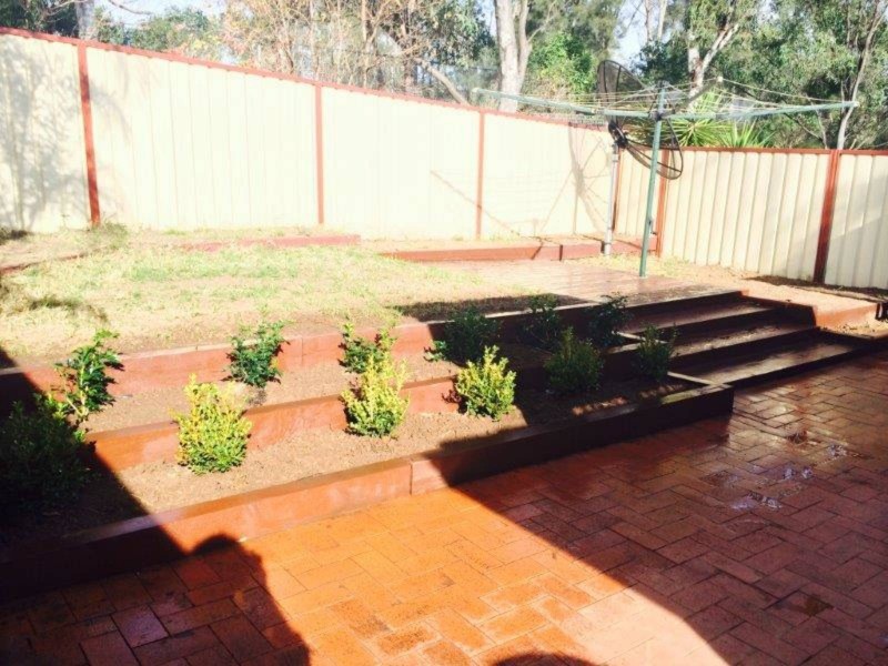 11b Aylward Avenue, Quakers Hill NSW 2763