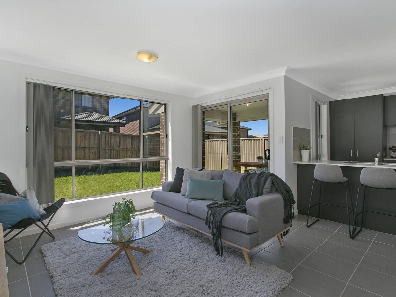 6  Frederick Jones Crescent, Schofields NSW 2762