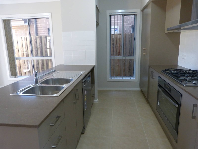 12 Vevers Avenue, Marsden Park NSW 2765