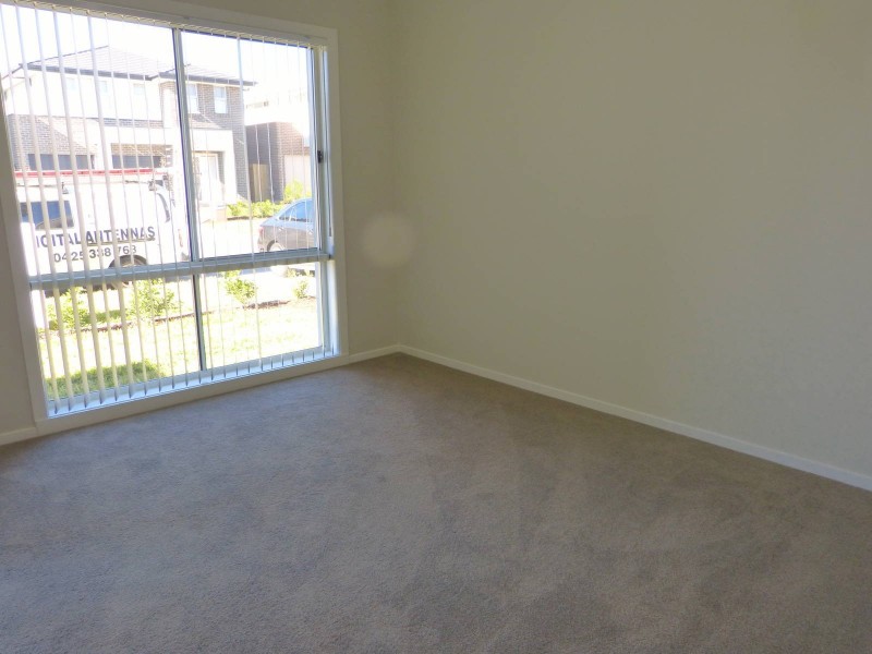 12 Vevers Avenue, Marsden Park NSW 2765