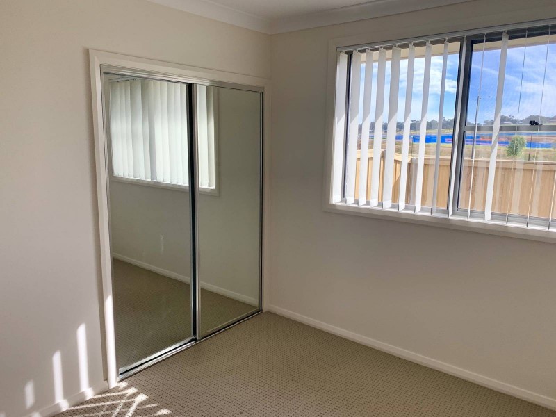 4 Slate Road, Box Hill NSW 2765