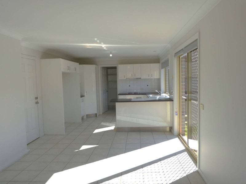 4/73 Eastern Road, Quakers Hill NSW 2763