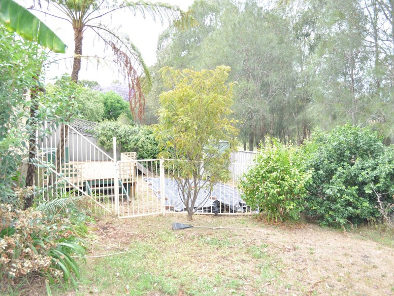 18 Acuba Grove, Quakers Hill NSW 2763