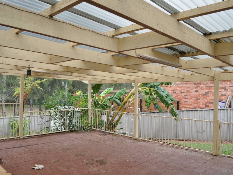 18 Acuba Grove, Quakers Hill NSW 2763