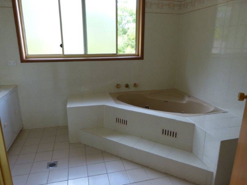 18 Gwynellen Place, Cherrybrook NSW 2126