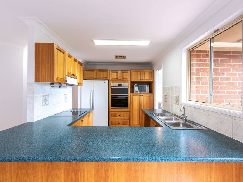 25 Peppertree Grove, Quakers Hill NSW 2763