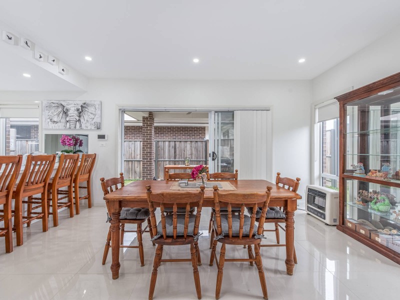 2A Piddington Street, The Ponds NSW 2769